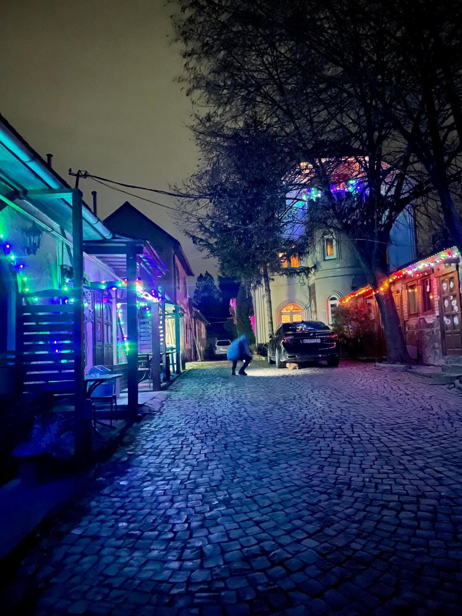 Nautilus Hotel Uzhhorod Luaran gambar